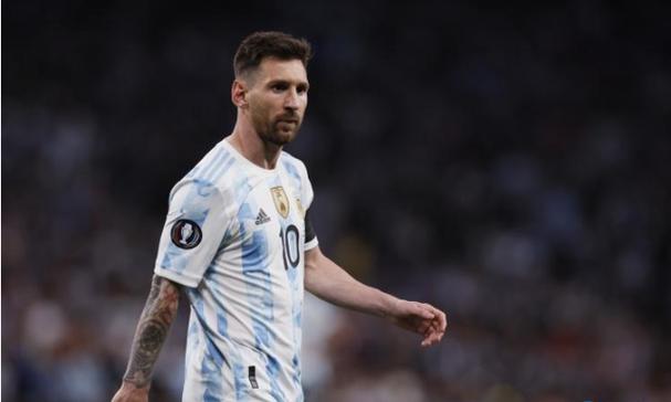 政府“停摆”持续，美国8日数千架次航班延误